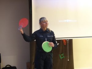 6-ojo policijos komisariato darbuotojų Atšvaito dienai skirtas renginys įstaigos ugdytiniams „Šuniuko Amsio pamokėlės“ (2018 m. lapkritis)